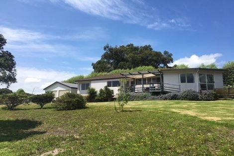Photo of property in 329a Plummers Point Road, Whakamarama, 3172