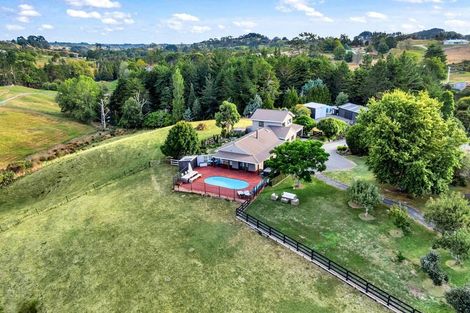 Photo of property in 56 Monowai Road, Wainui, Silverdale, 0994