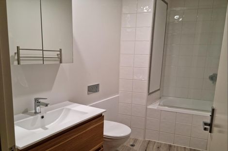 Photo of property in Gerondis Bldg Apartments, 208/60 Willis Street, Wellington Central, Wellington, 6011