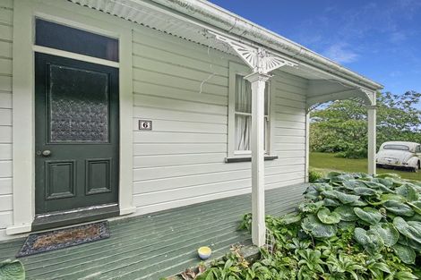 Photo of property in 6 George Street, Ohingaiti, Hunterville, 4785