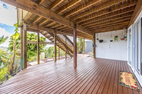 Photo of property in 939a East Coast Road, Torbay, Auckland, 0630