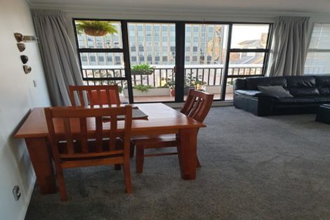 Photo of property in Maddison Apartments, 3/6f Queen Street, Palmerston North, 4410