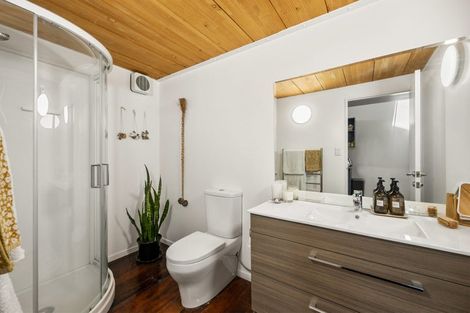 Photo of property in Courtenay Mews Apartments, 7/14 Alpha Street, Te Aro, Wellington, 6011