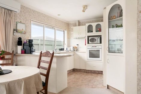 Photo of property in 65a Plateau Heights, Mount Maunganui, 3116
