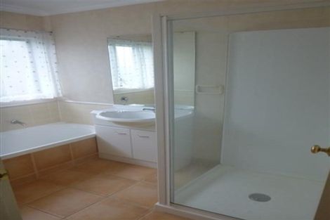 Photo of property in 2 Abilene Place, Manurewa, Auckland, 2105