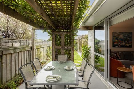 Photo of property in 3 Taioma Close, Papamoa, 3118