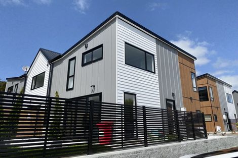 Photo of property in 18 Reakes Crescent, Wallaceville, Upper Hutt, 5018