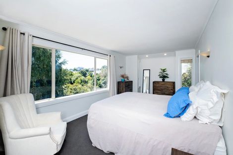 Photo of property in 1a Finnis Lane, Hospital Hill, Napier, 4110