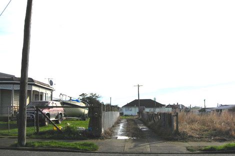 Photo of property in 21 Burrows Street, Bluff, 9814