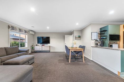 Photo of property in 6 Kearneys Road, Linwood, Christchurch, 8062