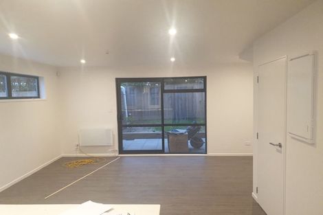 Photo of property in 4b Wattle Road, Sunnyvale, Auckland, 0612