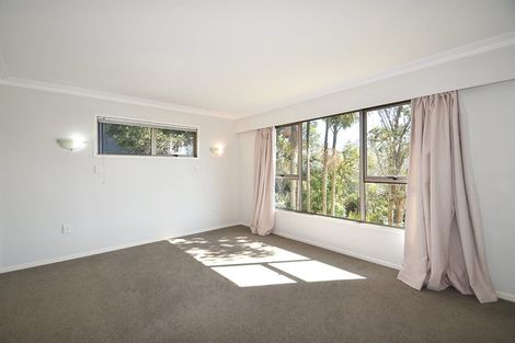 Photo of property in 24 Domain Crescent, Muriwai, Waimauku, 0881