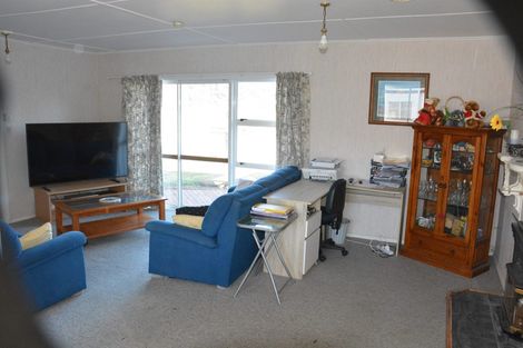 Photo of property in 46 Ketemarae Road, Normanby, Hawera, 4614