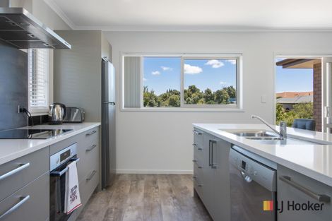 Photo of property in 38 Noble Johnston Drive, Katikati, 3129