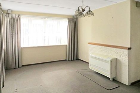 Photo of property in 114 Reynolds Street, Taita, Lower Hutt, 5011