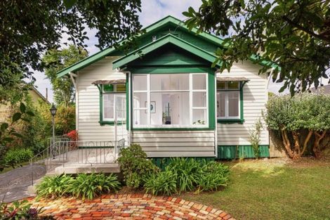 Photo of property in 22 Rimu Street, New Lynn, Auckland, 0600
