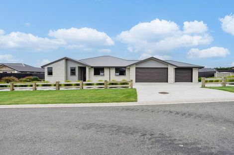 Photo of property in 15 Chatham Rise, Seaward Bush, Invercargill, 9812