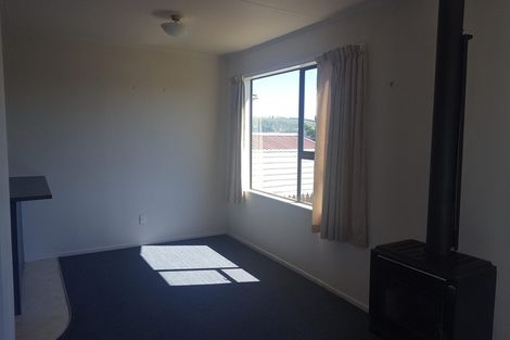 Photo of property in 8 Bobstay Lane, Whitby, Porirua, 5024