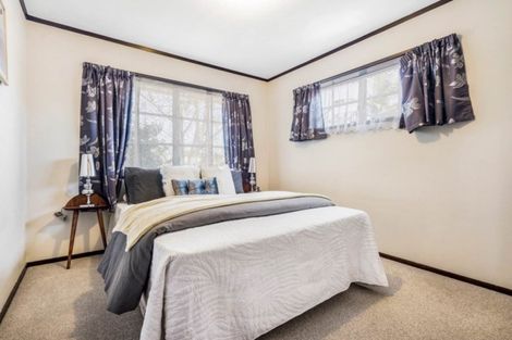 Photo of property in 2/80 Sunderlands Road, Bucklands Beach, Auckland, 2012