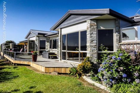 Photo of property in 254 Beach Road, Onerahi, Whangarei, 0110