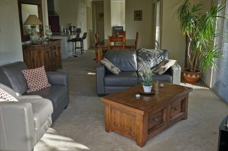 Photo of property in 8 Sackville Street, Martinborough, 5711