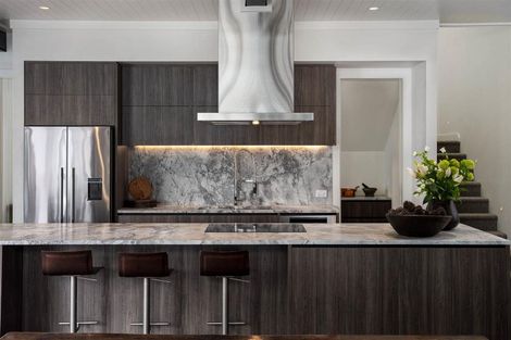 Photo of property in 10 Ida Way, Omaha, 0986