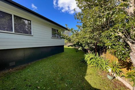 Photo of property in 4 Correa Court, Goodwood Heights, Auckland, 2105