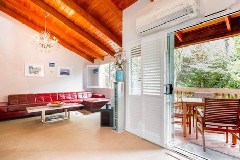 Photo of property in 41 Hythe Terrace, Mairangi Bay, Auckland, 0630