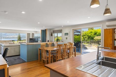Photo of property in 17 Shera Street, Acacia Bay, Taupo, 3330