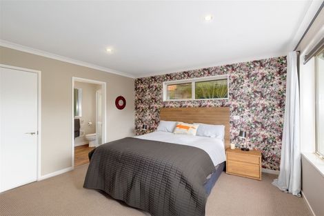 Photo of property in 10 Donovan Place, Aidanfield, Christchurch, 8025