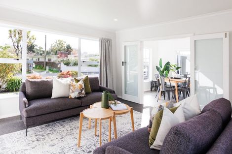 Photo of property in 6 Cremorne Avenue, Hokowhitu, Palmerston North, 4410