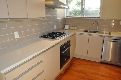 Photo of property in 6 Seon Place, Birkdale, Auckland, 0626