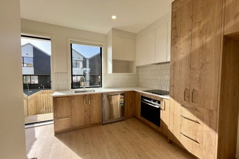 Photo of property in 2/21 Makomako Drive, Orewa, 0931