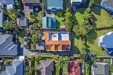 Photo of property in 16b Bermuda Place, One Tree Point, 0118