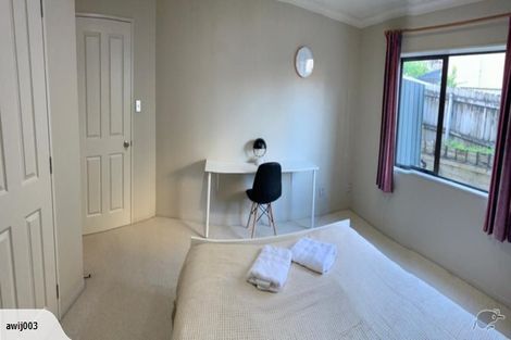 Photo of property in 13 Living Stream Road, Albany Heights, Auckland, 0632