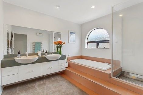 Photo of property in 11 Himalaya Crescent, Lynfield, Auckland, 1042