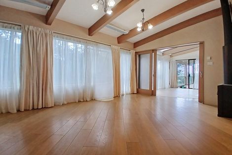 Photo of property in 9 Saddleback Rise, Murrays Bay, Auckland, 0630