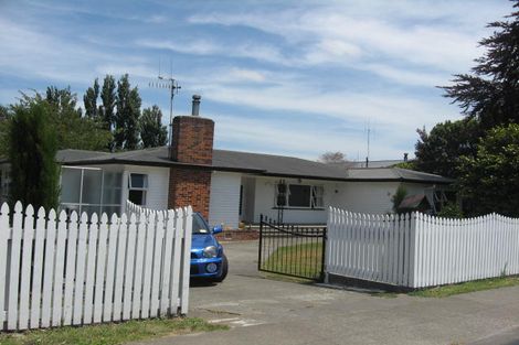 Photo of property in 17 South Street, Feilding, 4702