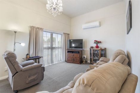 Photo of property in 14 Montgomery Street, Levin, 5510