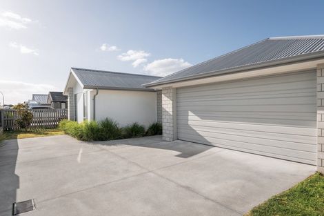Photo of property in 203 Te Okuroa Drive, Papamoa, 3118