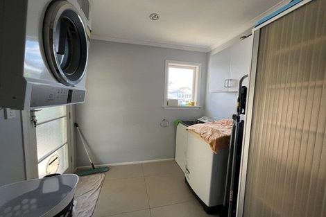 Photo of property in 6 Wood Avenue, Howick, Auckland, 2014