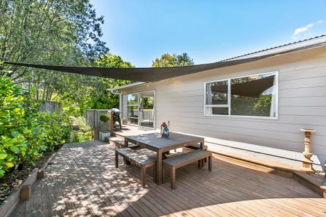 Photo of property in 60 Alexander Avenue, Torbay, Auckland, 0630