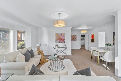 Photo of property in 2/25 Scott Avenue, Mangere Bridge, Auckland, 2022