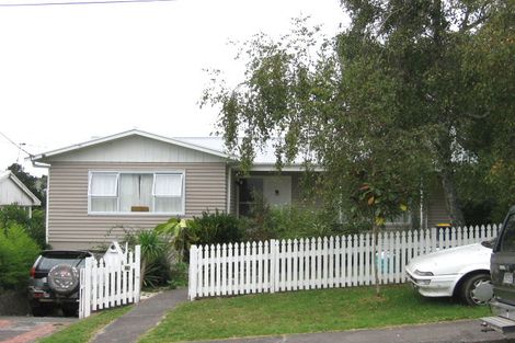 Photo of property in 23 Fordham Street, Beach Haven, Auckland, 0626