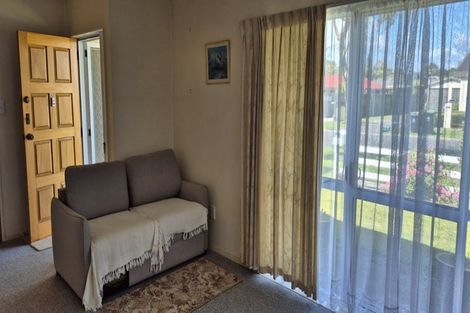 Photo of property in 14 Pemberton Crescent, Greerton, Tauranga, 3112