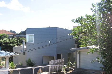 Photo of property in 85a Nevay Road, Miramar, Wellington, 6022