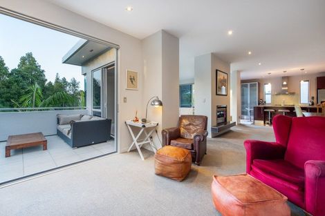 Photo of property in 10 Kahikatea Close, Campbells Bay, Auckland, 0630