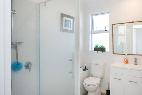 Photo of property in 69 Nash Parade, Foxton Beach, Foxton, 4815