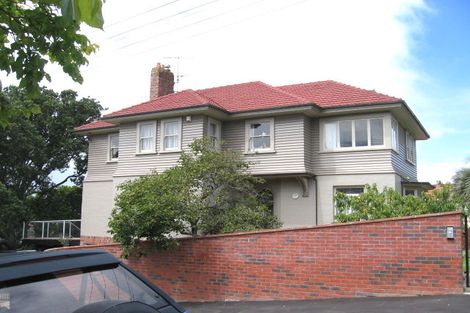 Photo of property in 1 Awanui Street, Birkenhead, Auckland, 0626