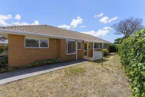 Photo of property in 166 Queenspark Drive, Parklands, Christchurch, 8083